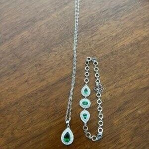 Vintage Silverplated Simulated Emerald/Rhinestone Necklace and Bracelet Set